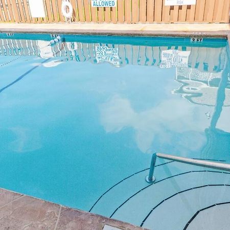 Right Across Beach Pool View Private Balcony By Zen Living Short Term Rental Myrtle Beach Kültér fotó