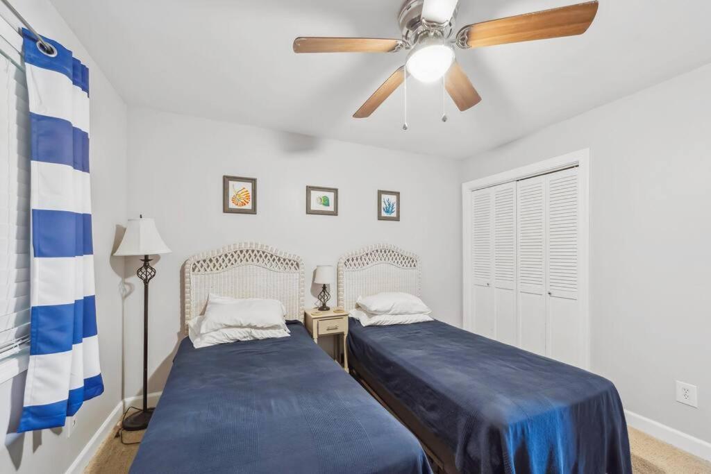 Right Across Beach Pool View Private Balcony By Zen Living Short Term Rental Myrtle Beach Kültér fotó