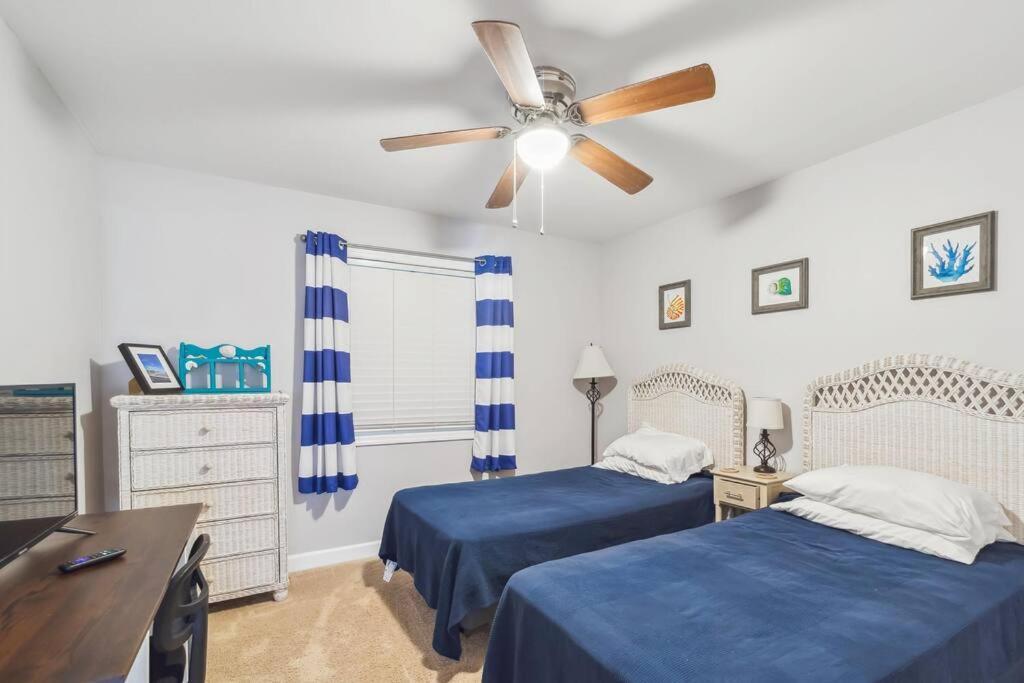 Right Across Beach Pool View Private Balcony By Zen Living Short Term Rental Myrtle Beach Kültér fotó